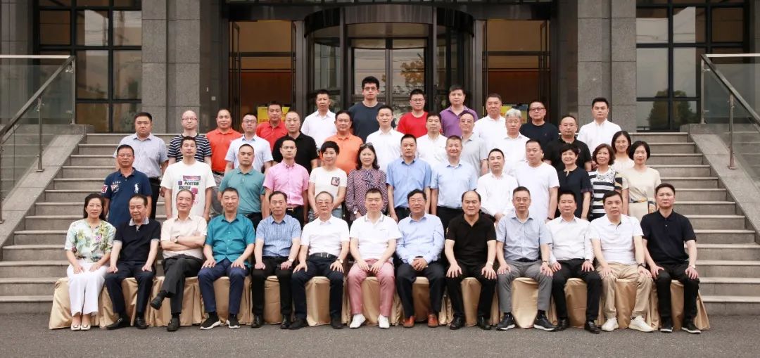 慶祝建黨百年華誕 商會(huì)組織企業(yè)家走進(jìn)創(chuàng)力開展參觀座談等活動(dòng)(圖7)