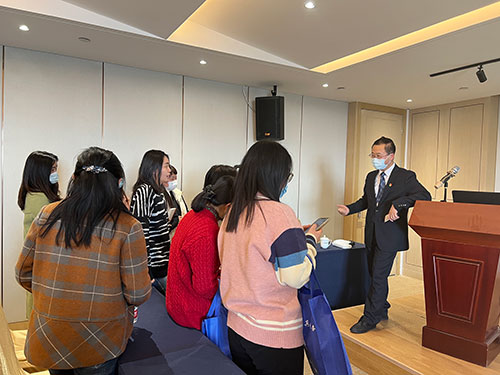 “呵護(hù)她健康” 創(chuàng)力集團(tuán)舉辦女性健康知識講座(圖2)