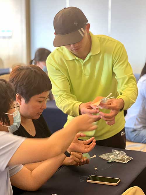 【巧手做香包 健康迎端午】創(chuàng)力集團(tuán)開展香包制作活動(dòng)(圖2)