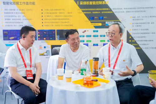 實力彰顯！上海創(chuàng)力集團參展貴州國際能源產(chǎn)業(yè)博覽交易會取得圓滿成功(圖4)