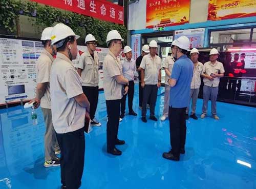 圖片2.jpg 上海創(chuàng)力集團赴神東煤炭集團設備維修中心考察學習(圖2)