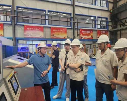 圖片3.jpg 上海創(chuàng)力集團赴神東煤炭集團設備維修中心考察學習(圖3)