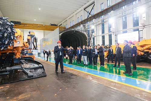 【開放合作 共享未來】上海創(chuàng)力集團(tuán)院士工作站等揭牌儀式圓滿結(jié)束(圖23) 【開放合作 共享未來】上海創(chuàng)力集團(tuán)院士工作站等揭牌儀式圓滿結(jié)束(圖23)